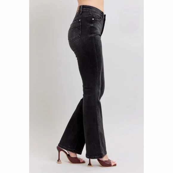 NEW! JUDY BLUE BLACK HIGH WAIST TUMMY CONTROL BLACK SHORTER BOOTCUT INSEAM JEANS - Picture 3 of 6